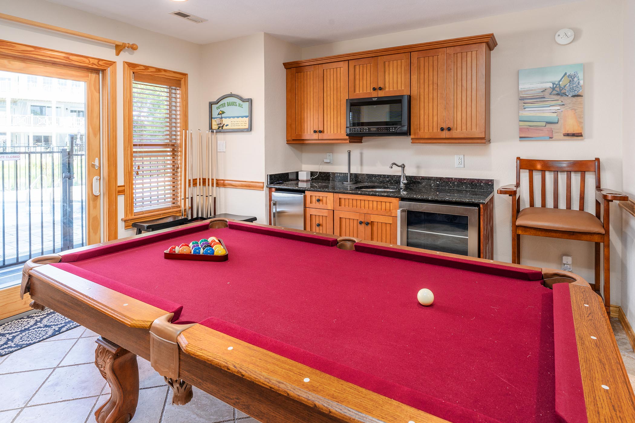 Game Room, Wet Bar, Pool Table